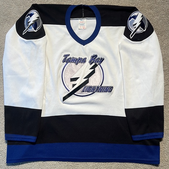 Tampa Bay Lightning CCM Jersey - Picture 1 of 4